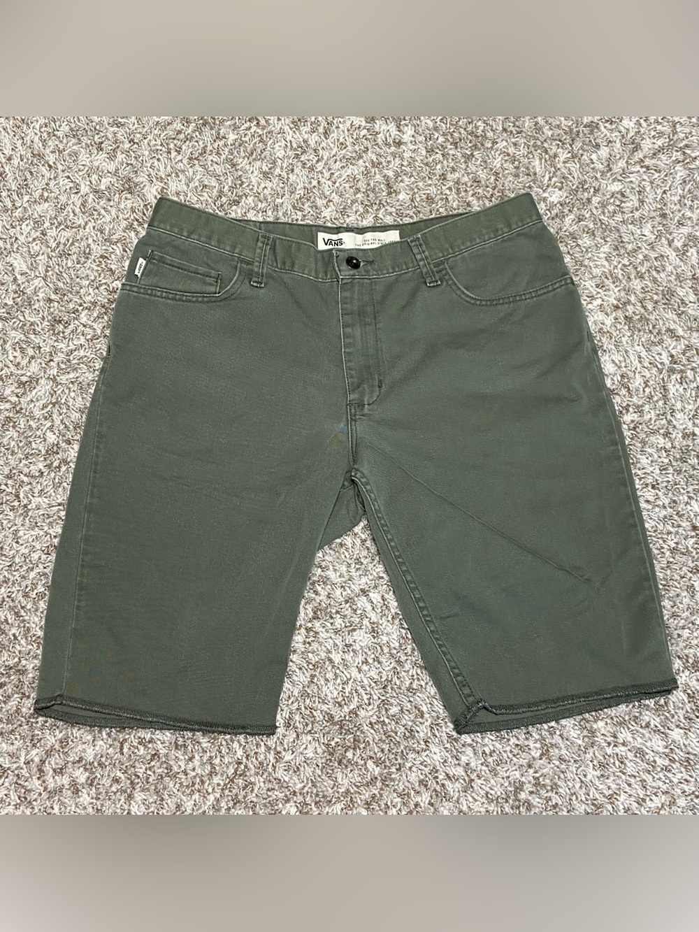 Vans Men’s Green 5 Pocket Shorts Size 34